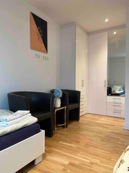 Luxury Apartment With Air Conditioning & Jaccuzzi Near Frankfurt Wiesbaden Hofheim am Taunus Exterior foto