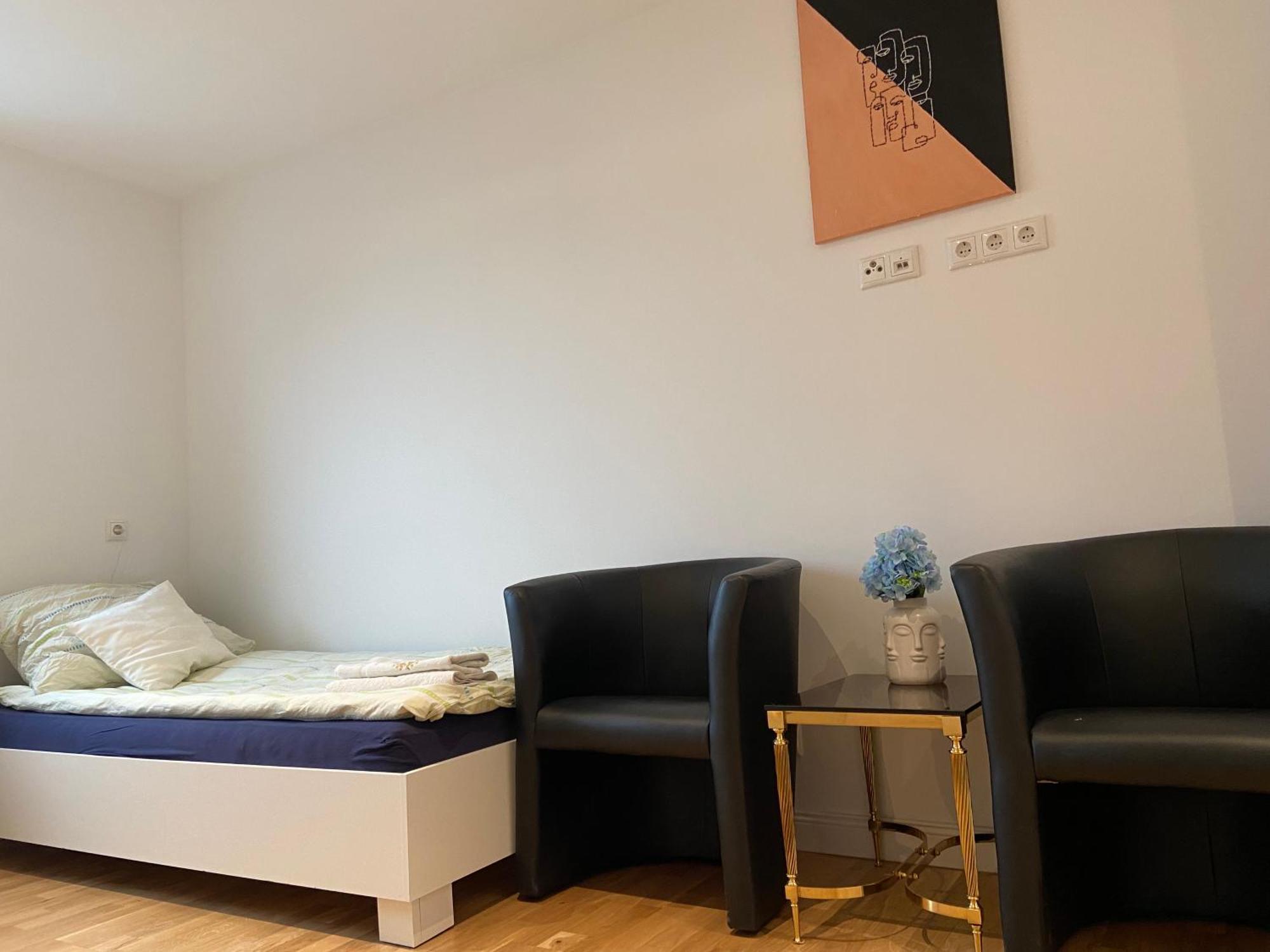 Luxury Apartment With Air Conditioning & Jaccuzzi Near Frankfurt Wiesbaden Hofheim am Taunus Exterior foto